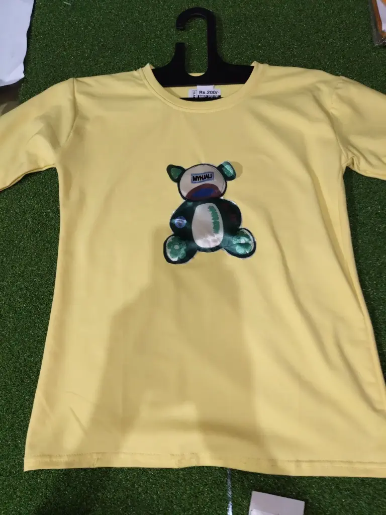 Girls T-shirt  Size- S Yellow
